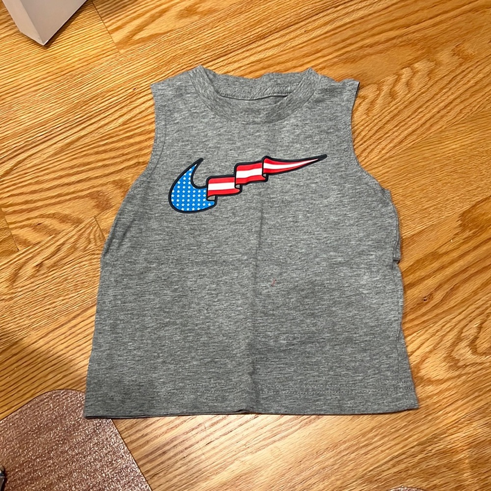 Nike 2T tank top